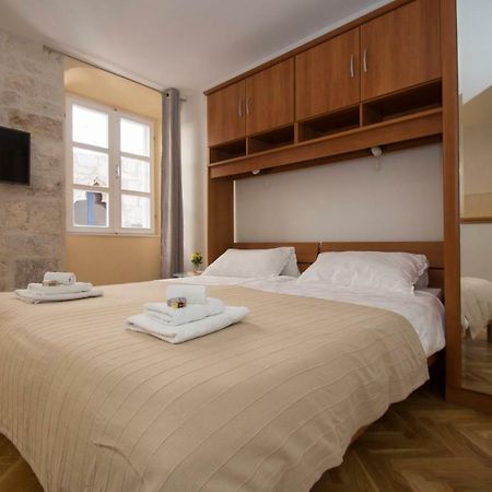 Apartments Sunny Town كورتْشولا المظهر الخارجي الصورة